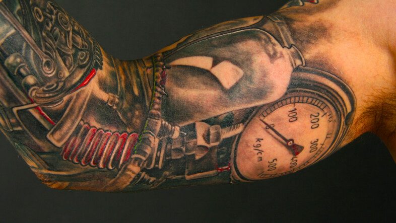 Tatuaje realista en brazo